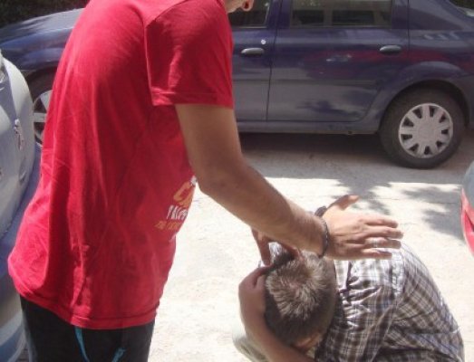 Indivizii care au ciomăgit două persoane în Mamaia sunt tâlhari cu vechime în Constanţa: acţionează din 2006